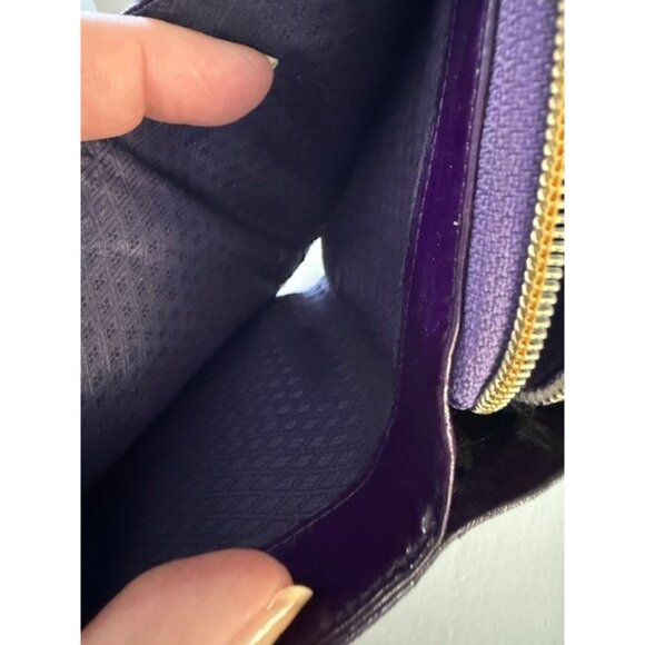 Purple Eel Skin BiFold Wallet Gold Toned Zipper Zip Around Snap Cards bills Vtg - Picture 5 of 11